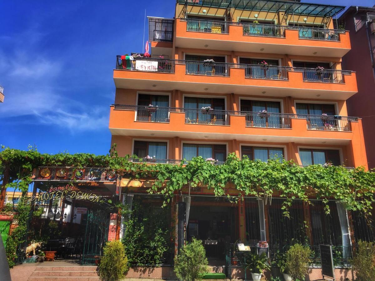 Family Hotel Deykin Pantai Sunny Luaran gambar