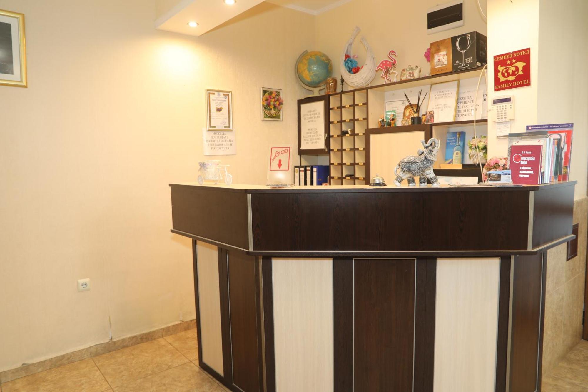 Family Hotel Deykin Pantai Sunny Luaran gambar